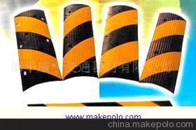 道路分道体（压不倒）——邹平康宇交通器材的革新之作